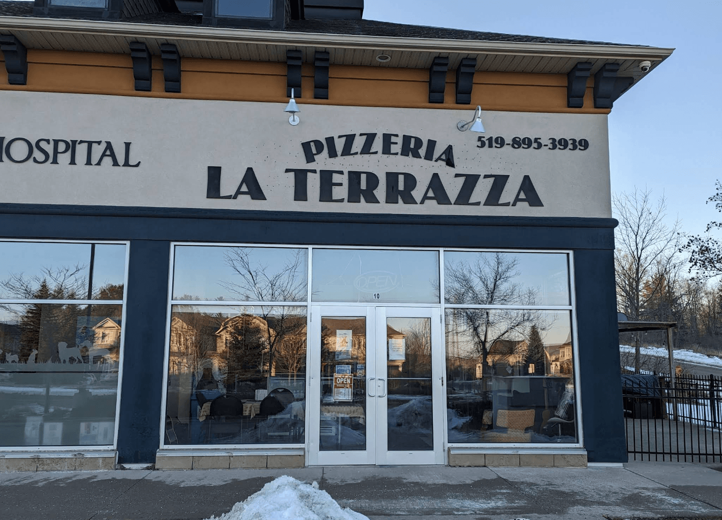 The storefront of Pizzeria La Terrazza